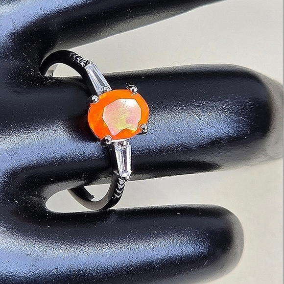925 Sterling Silver Ring with Natural Orange Opal Gemstone - Picture 9 of 10